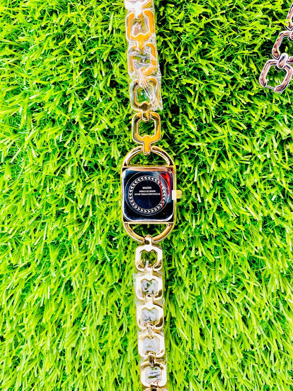 Chic Gold MIDI Women's Watch – Water Resistant, Lightweight & Fashion - Forward Design - Ascent Styles