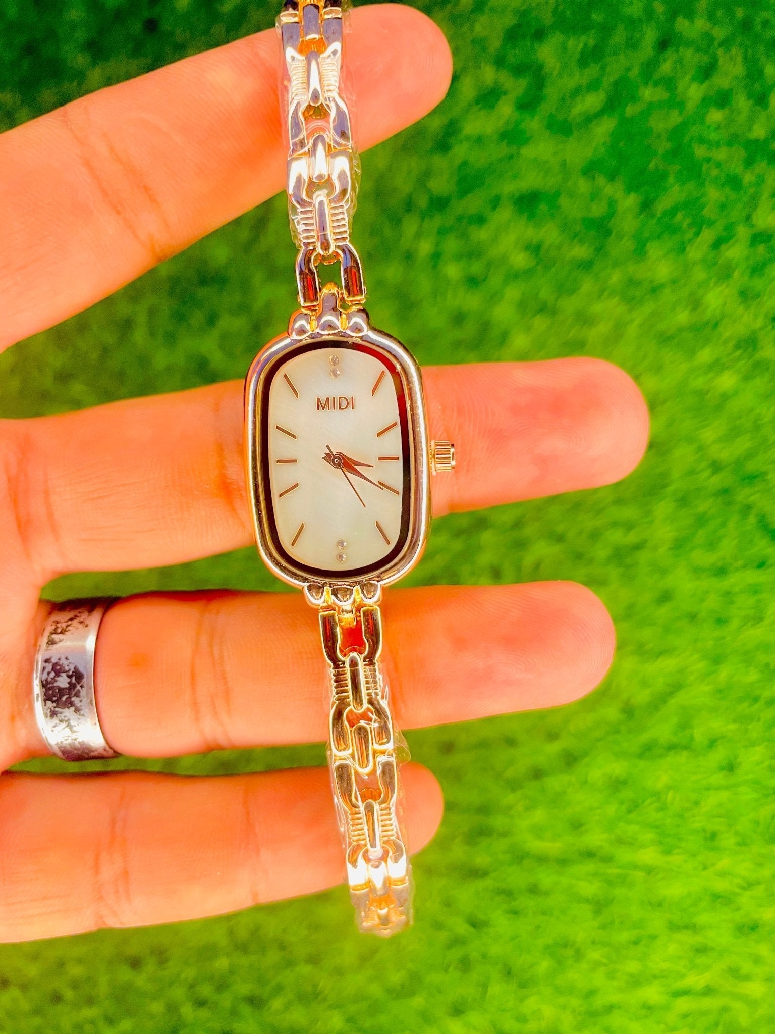 MIDI Slim Oval Women’s Watch – Water Resistant, Minimalist Design, Dual - Tone Elegance - Ascent Styles