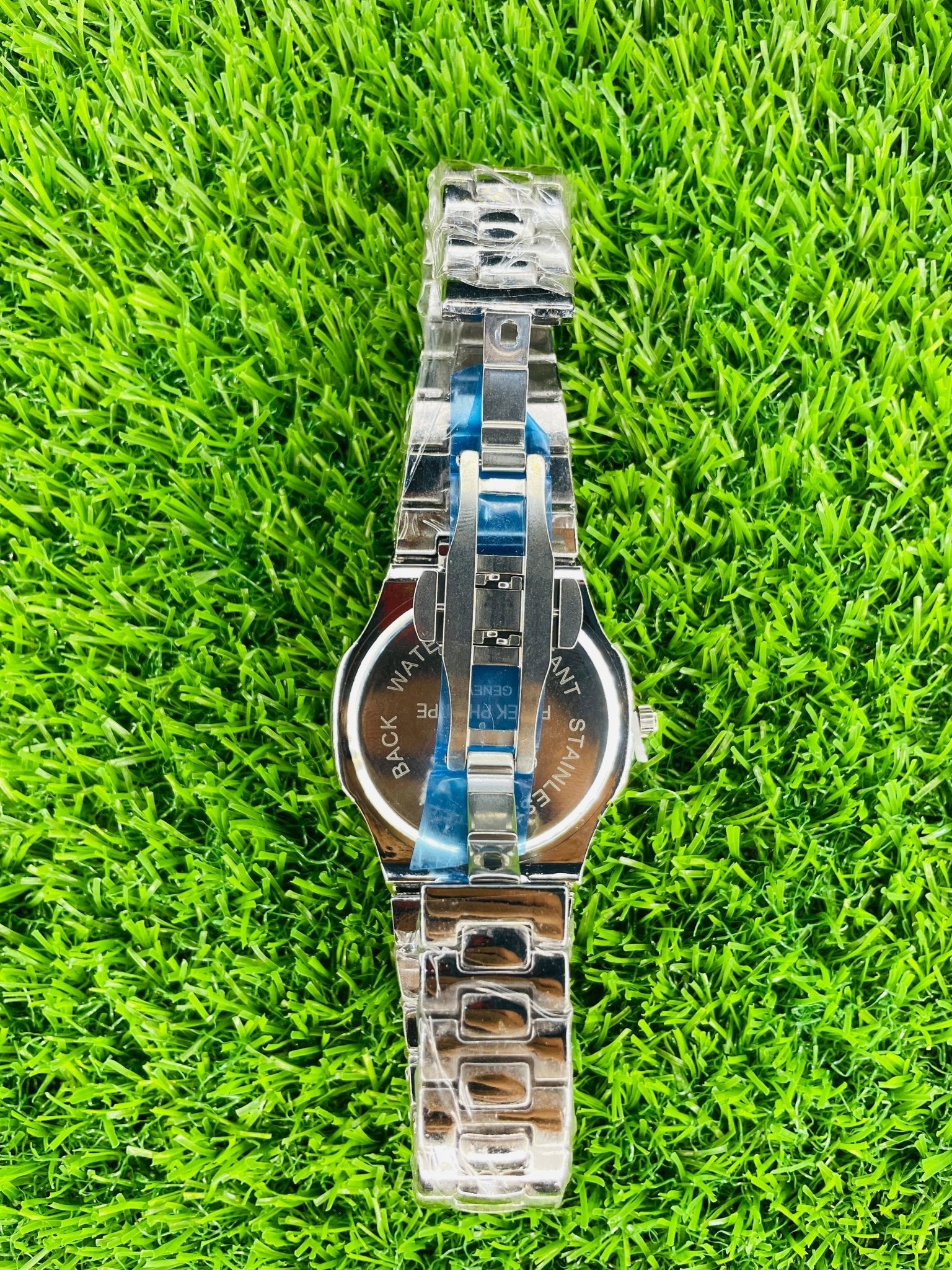 pp silver with blue dial with date - Ascent Styles